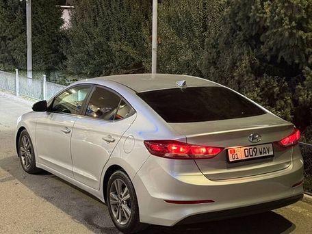 Hyundai Elantra, 2017 — photo 2