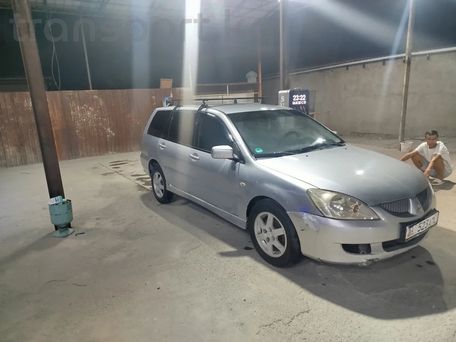 Mitsubishi Lancer, 2003 — 照片 4
