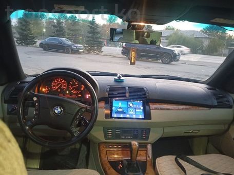 BMW X5, 2000 — photo 4