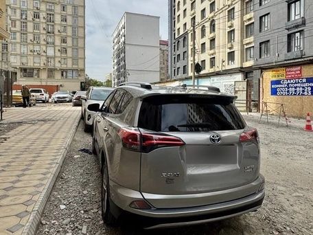 Toyota RAV4, 2018 — фото 2