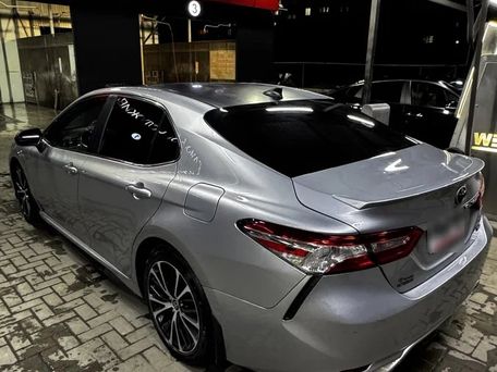 Toyota Camry, 2020 — 照片 9