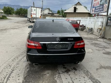 Mercedes-Benz E-Класс, 2009 — 照片 4