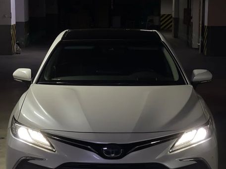 Toyota Camry, 2021 — фото 1