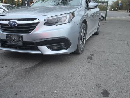 Subaru Legacy, 2020 — 照片 1