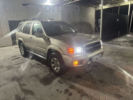 Nissan Pathfinder, 2001 — сүрөт 10