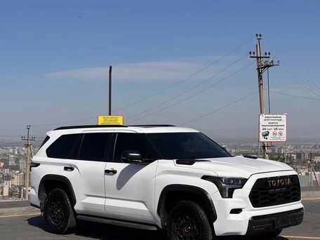 Toyota Sequoia, 2024