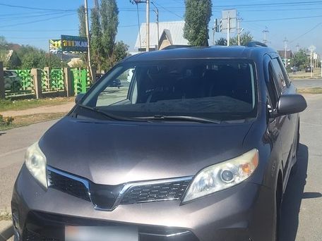 Toyota Sienna, 2019 — 照片 2