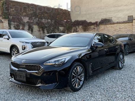 Kia Stinger, 2018 — фото 1