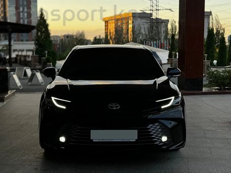 Toyota Camry, 2025