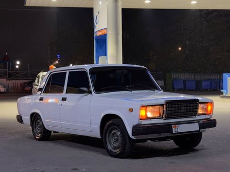 Lada (ВАЗ) 2107, 2010 — сүрөт 1