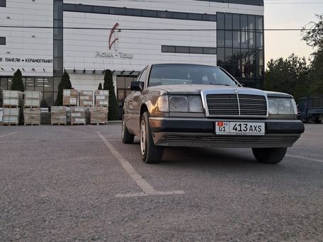Mercedes-Benz W124, 1990 — сүрөт 2