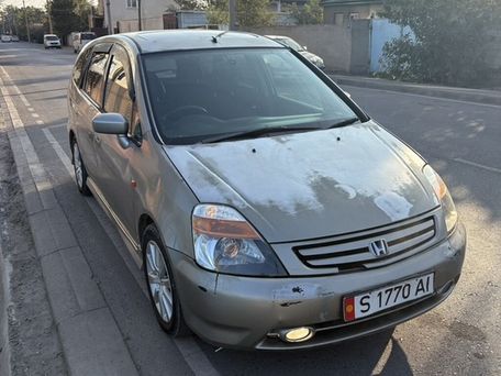 Honda Stream, 2001 — photo 1