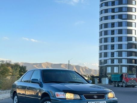 Toyota Camry, 2001 — photo 1