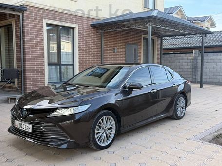 Toyota Camry, 2019 — фото 2