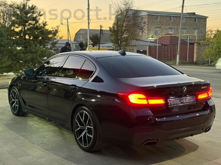BMW 5 Series, 2022 — photo 5