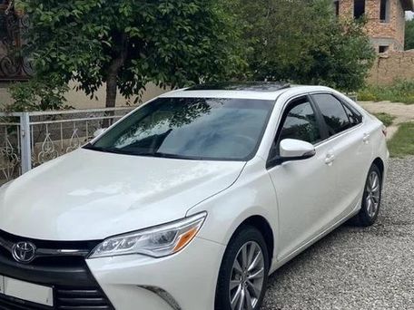 Toyota Camry, 2017