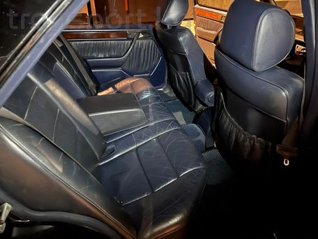 Mercedes-Benz E-Class, 1994 — photo 12