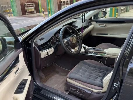 Lexus ES, 2016 — 照片 12