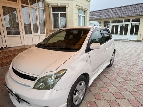 Toyota Ist, 2004 — photo 2