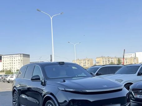 Li Auto (Lixiang) L9, 2023