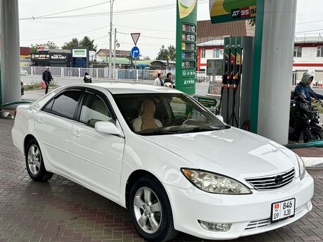 Toyota Camry, 2005 — 照片 1