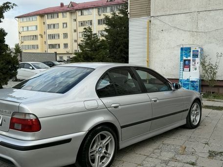 BMW 5 Series, 2002 — фото 11