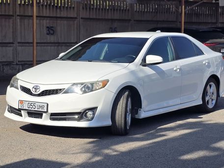 Toyota Camry, 2012 — photo 3