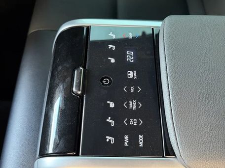 Toyota Camry, 2026 — фото 10