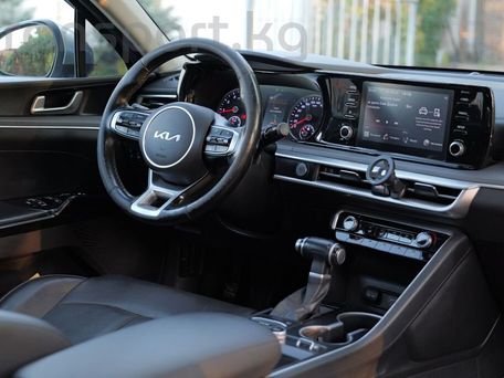 Kia K5, 2021 — photo 11