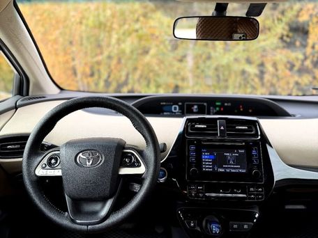 Toyota Prius, 2016 — фото 11