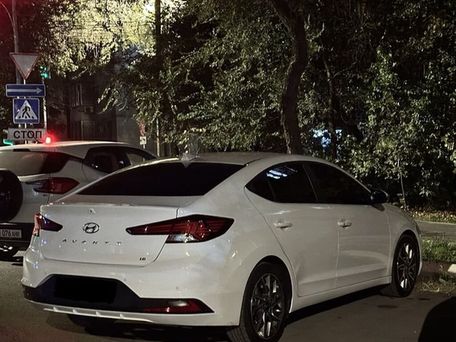 Hyundai Avante, 2019 — photo 3