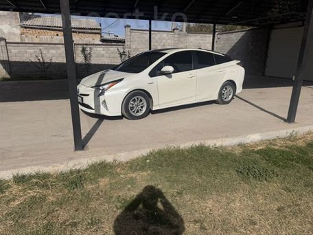 Toyota Prius, 2017 — 照片 2