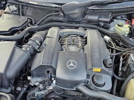 Mercedes-Benz E-Класс, 2001 — 照片 9
