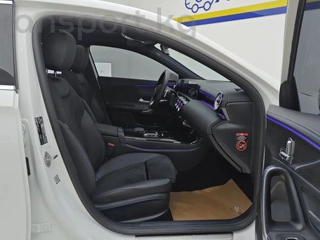 Mercedes-Benz A-Класс, 2022 — 照片 10