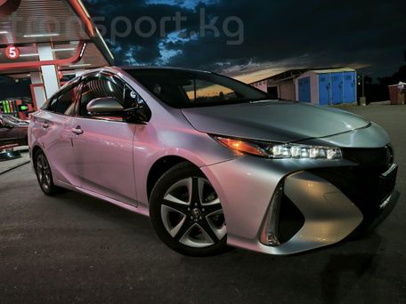 Toyota Prius, 2018 — фото 2