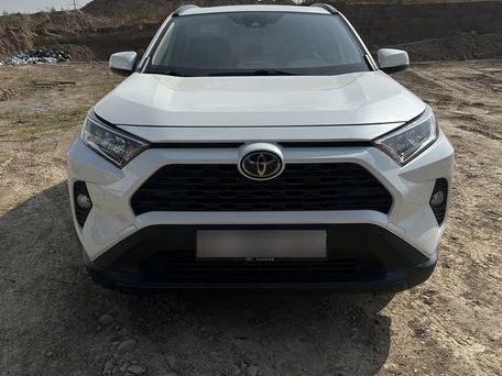 Toyota RAV4, 2019 — photo 1