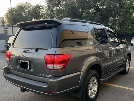 Toyota Sequoia, 2005 — photo 3