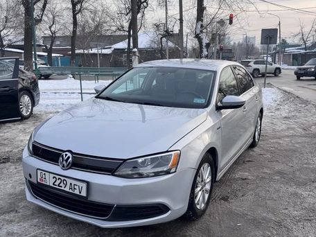 Volkswagen Jetta, 2013
