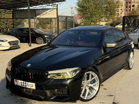 BMW 5 Series, 2018 — photo 1