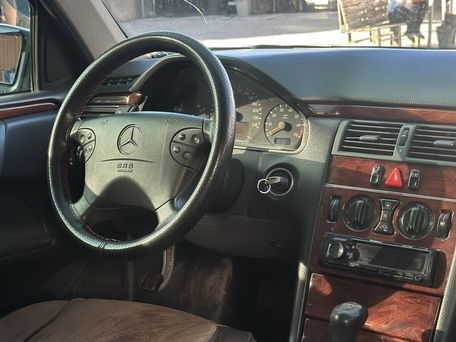 Mercedes-Benz E-Класс, 2000 — фото 14