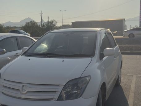 Toyota Ist, 2003 — сүрөт 4