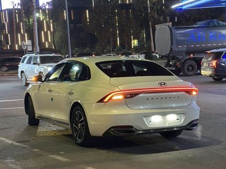 Hyundai Grandeur, 2021 — 照片 3