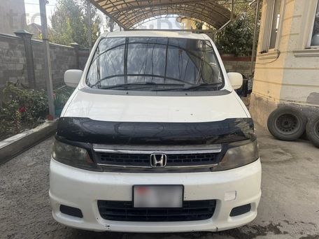 Honda Stepwgn, 2003 — photo 1
