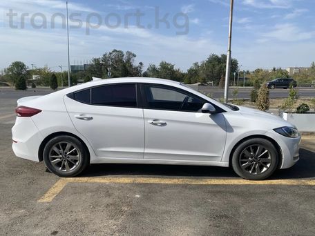 Hyundai Avante, 2018 — photo 3