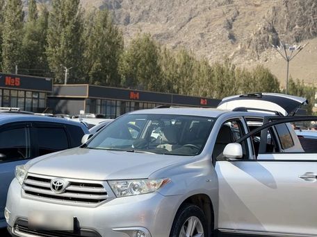 Toyota Highlander, 2011 — фото 2
