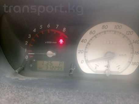Toyota Ist, 2003 — сүрөт 8