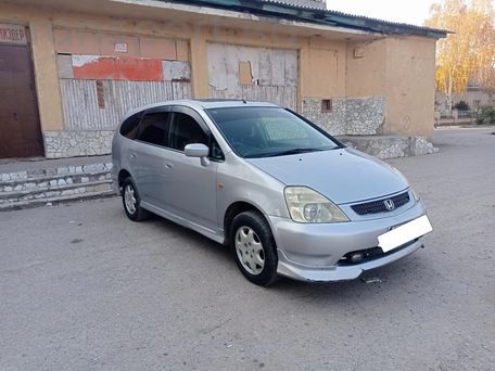 Honda Stream, 2000 — photo 1