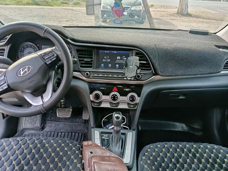 Hyundai Elantra, 2018 — photo 6