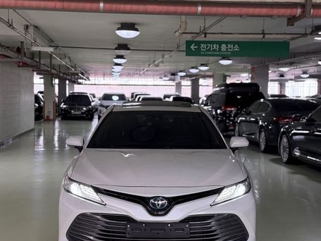 Toyota Camry, 2020 — сүрөт 8