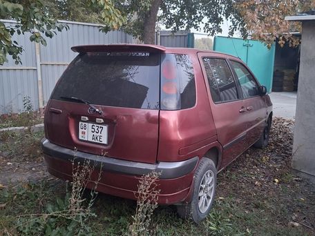 Toyota Raum, 1998 — photo 9
